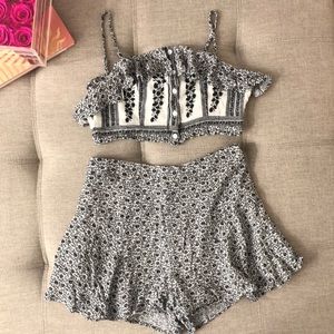 Short & Crop Top Set